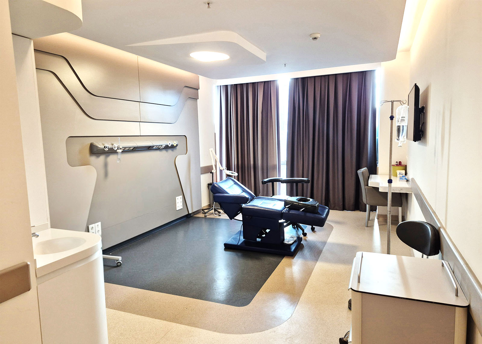 esteloom hair transplant clinic